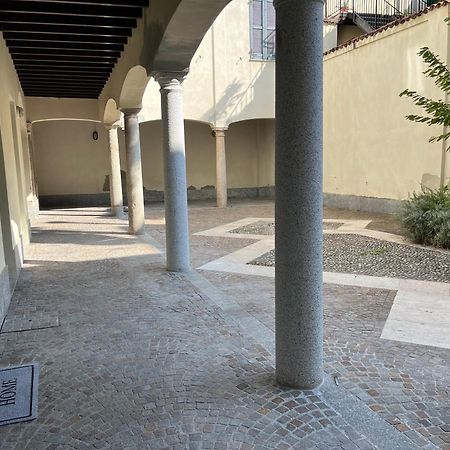 Loft Matteotti - Studio In Centro Busto Arsizio Esterno foto