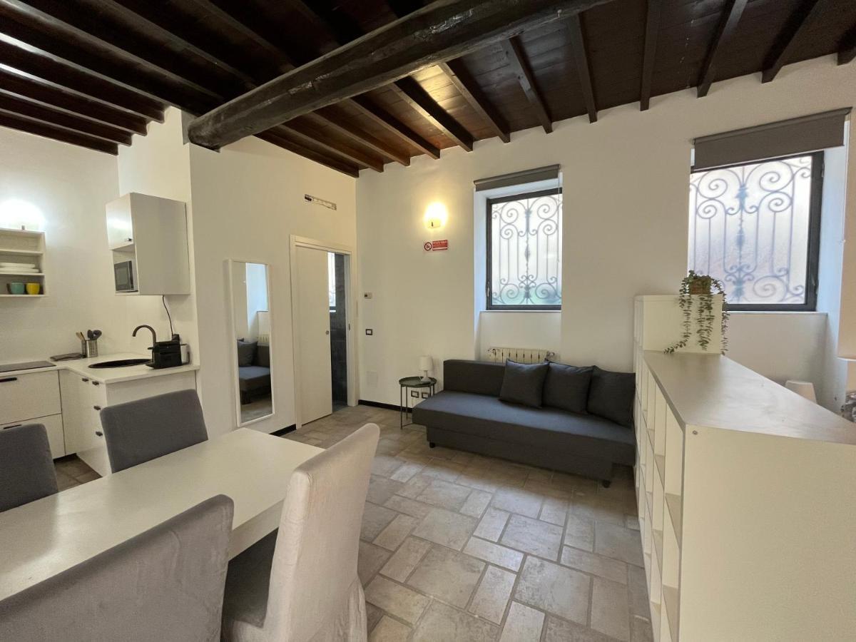 Loft Matteotti - Studio In Centro Busto Arsizio Esterno foto