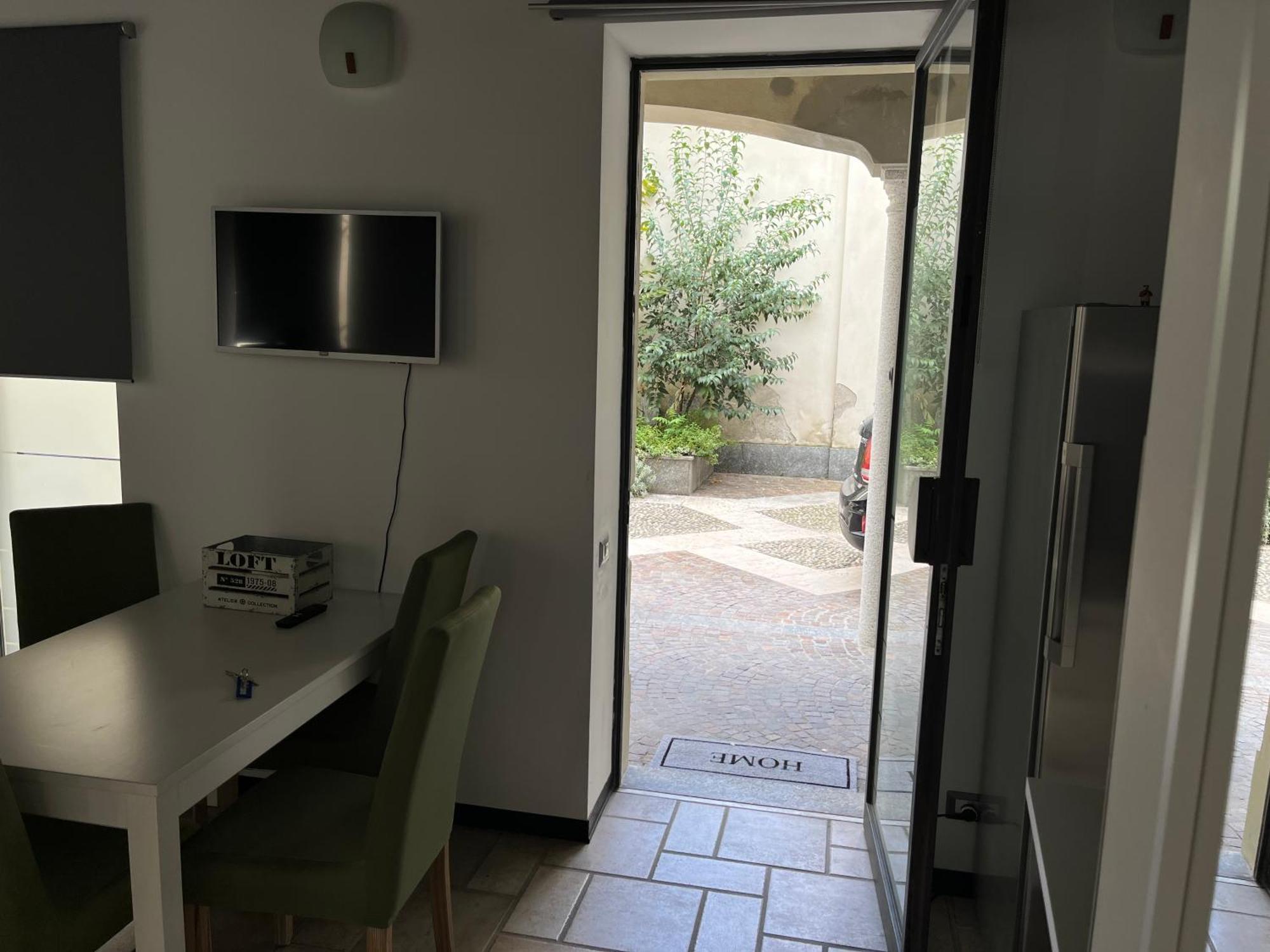 Loft Matteotti - Studio In Centro Busto Arsizio Esterno foto